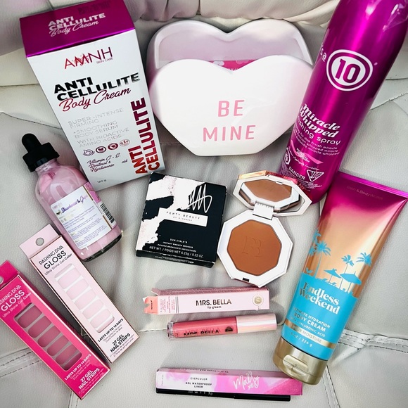 Makeup/beauty bundle - Picture 1 of 1